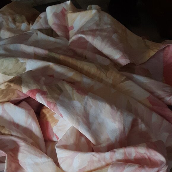 Gorgeous Linen Source Daisy King 100% Cotton Duvet Cover $365. NO SHAMS - Picture 2 of 16